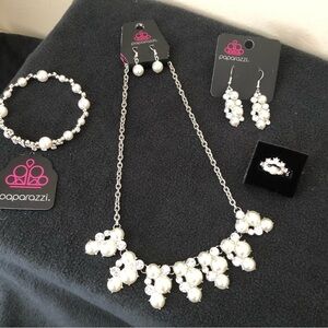 Paparazzi 5-piece Set White and Silver NWT